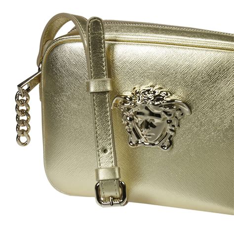 versace handgelenktasche mit gold|Versace handbags.